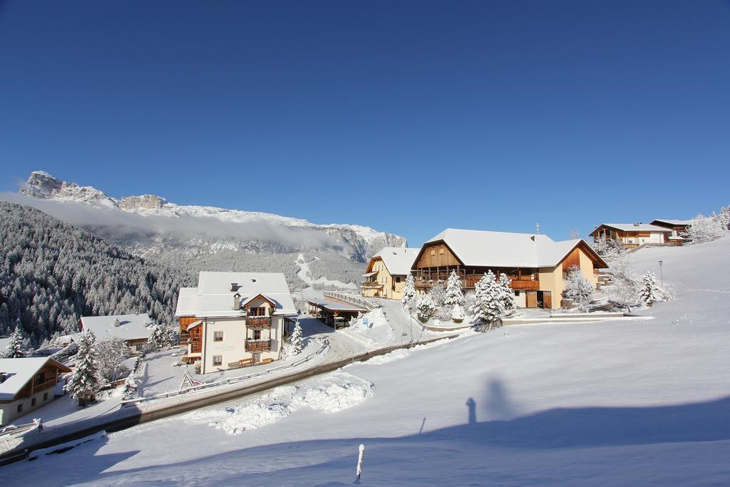 Taela Apartments San Cassiano  Dış mekan fotoğraf