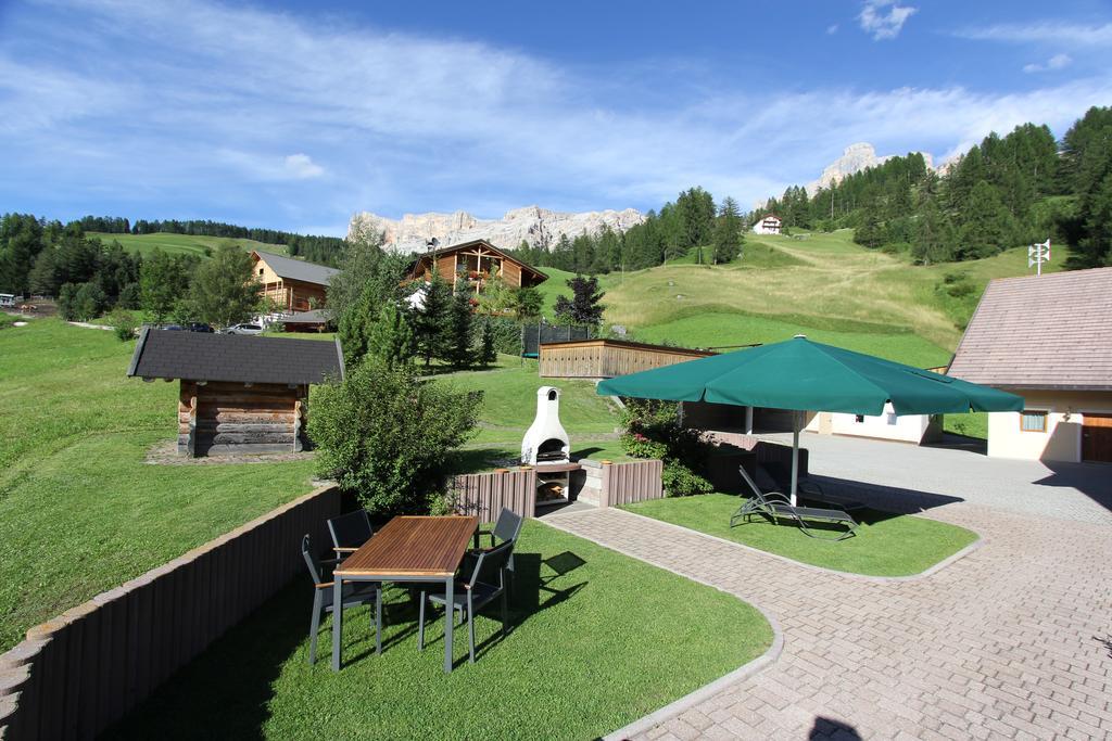 Taela Apartments San Cassiano  Dış mekan fotoğraf