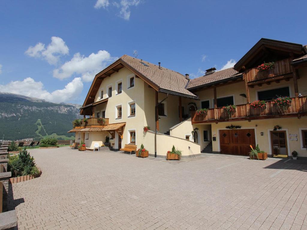 Taela Apartments San Cassiano  Dış mekan fotoğraf