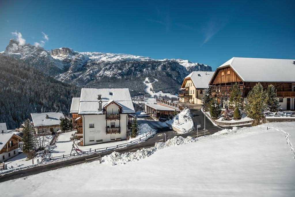 Taela Apartments San Cassiano  Dış mekan fotoğraf