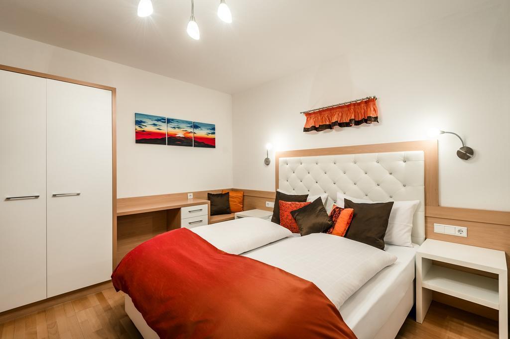 Taela Apartments San Cassiano  Dış mekan fotoğraf