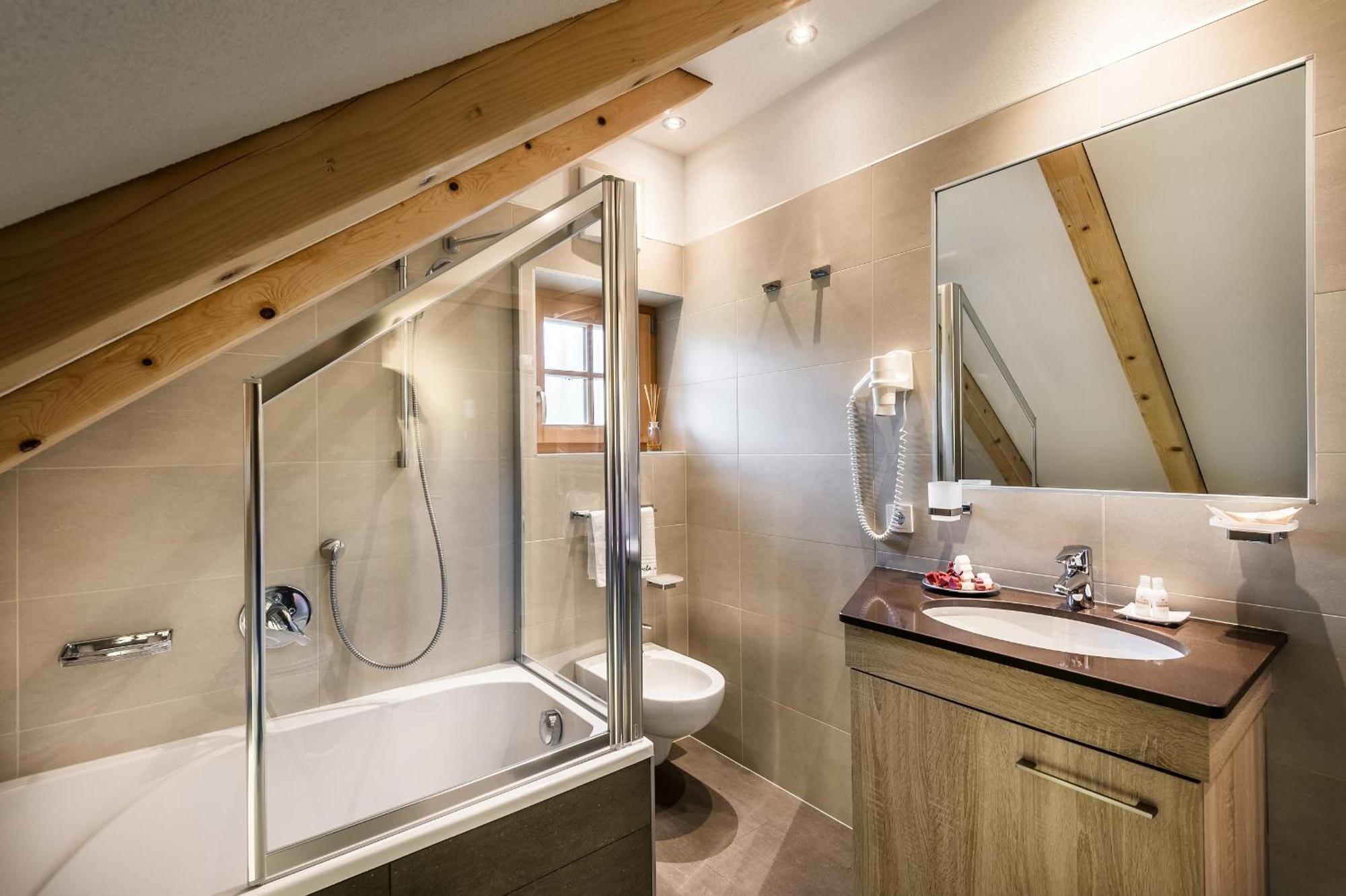 Taela Apartments San Cassiano  Dış mekan fotoğraf
