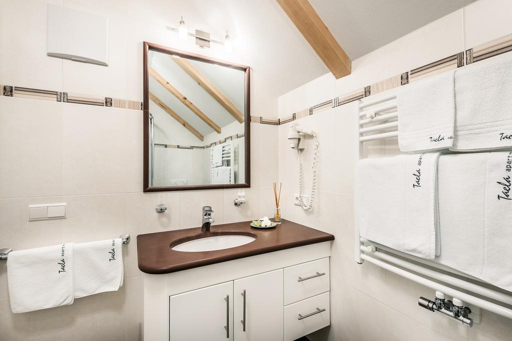Taela Apartments San Cassiano  Dış mekan fotoğraf