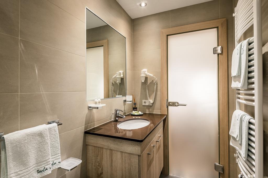 Taela Apartments San Cassiano  Dış mekan fotoğraf