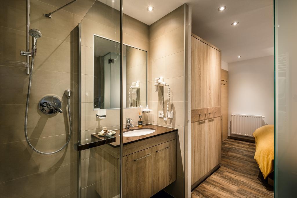 Taela Apartments San Cassiano  Dış mekan fotoğraf